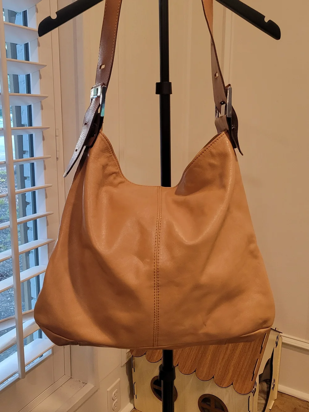 Casual Leather Hobo Shoulder Bag in Tan